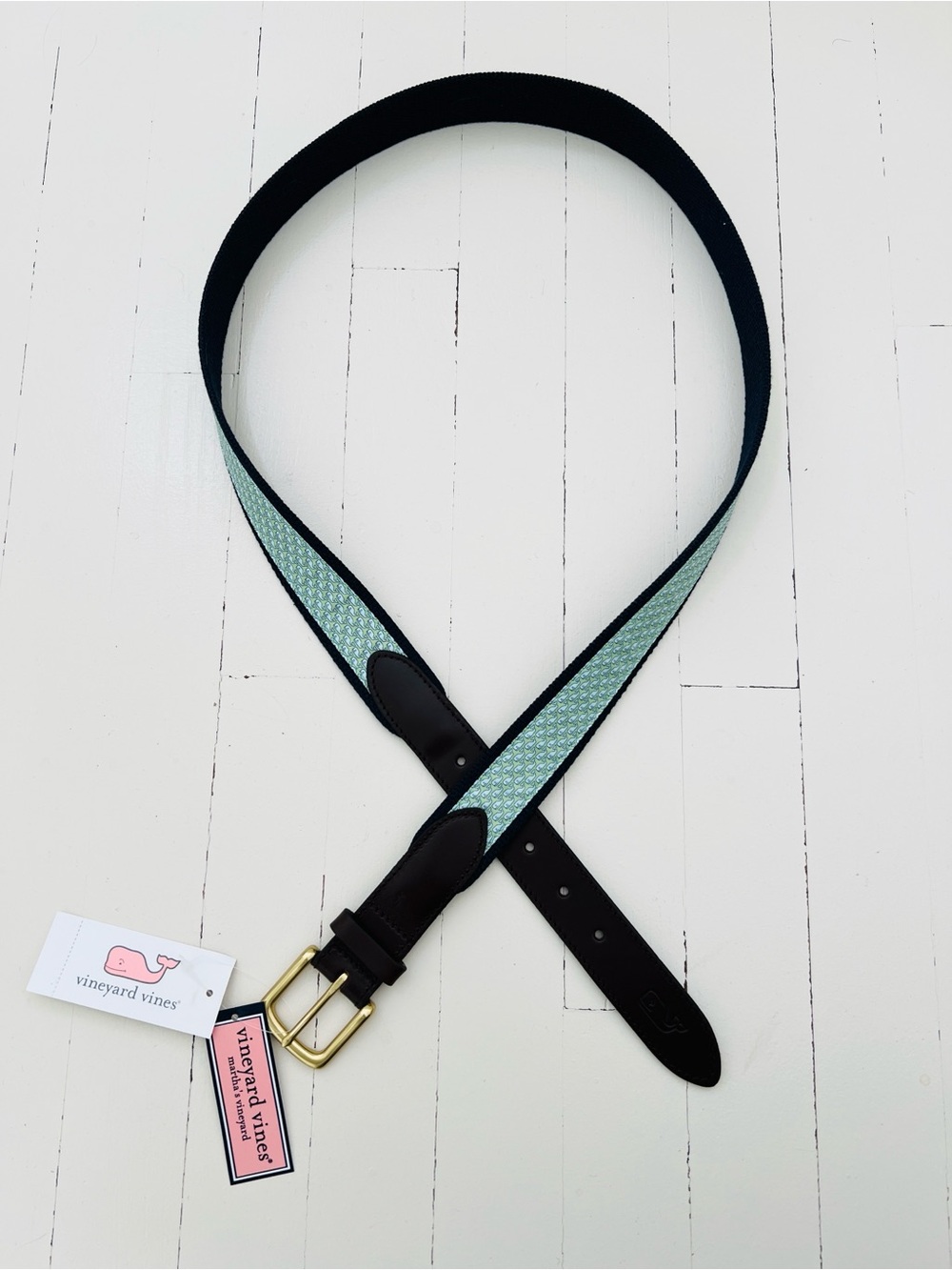 NWT Vineyard Vines Classic Whale Print Belt with Brown Leather Trim